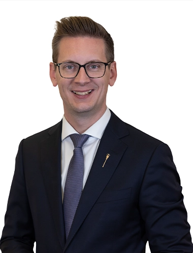 Honourable-Nate-Glubish